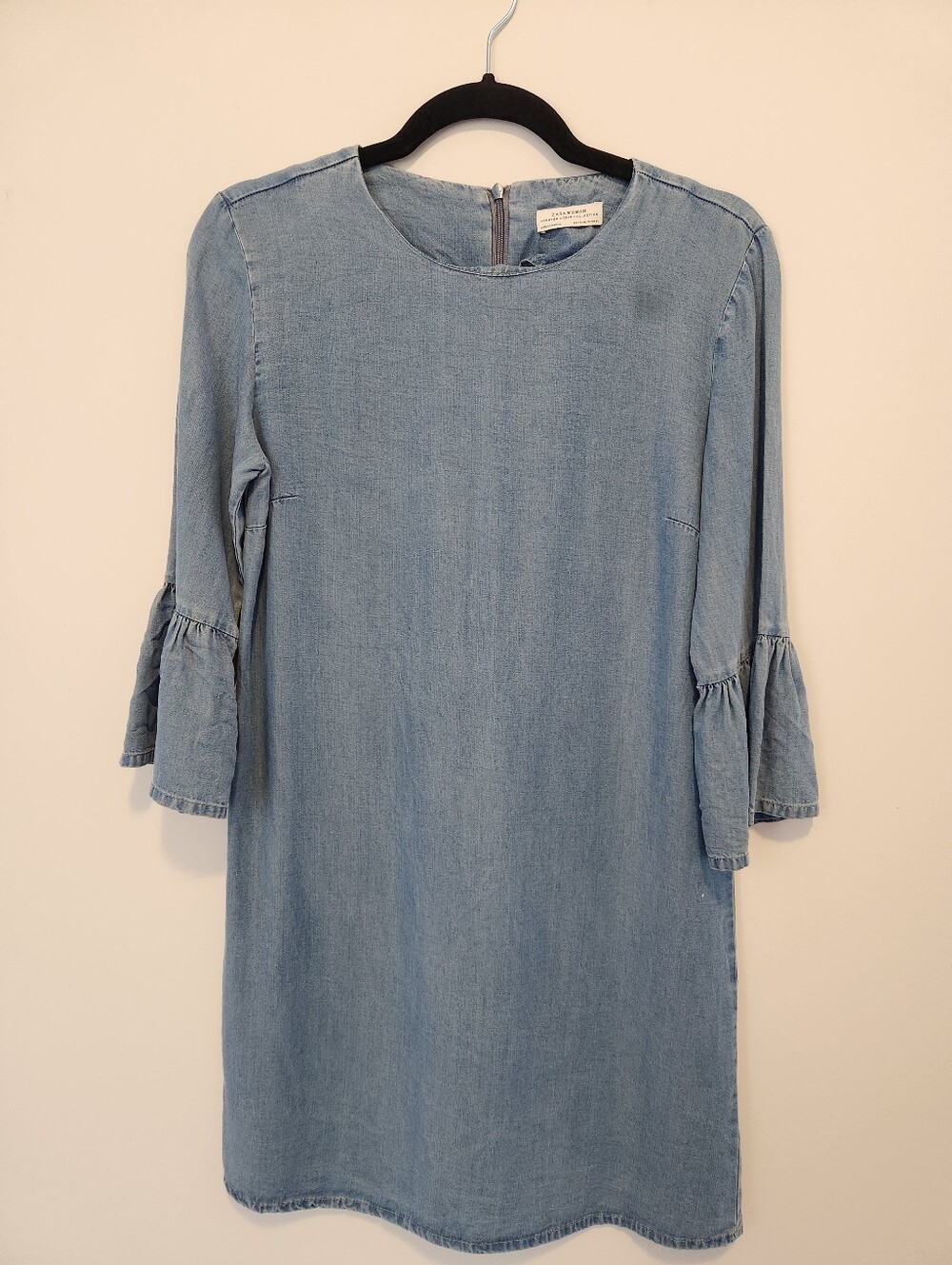 Zara Light Blue Denim Midi Dress with Ruffle Sleeves